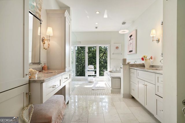 2525 Peachtree Road NE 25, Atlanta, GA 30305