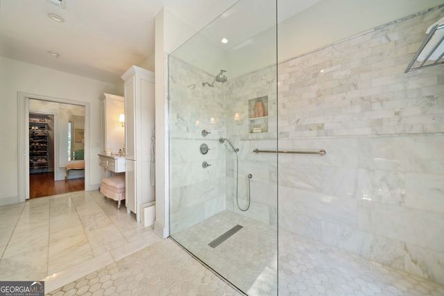 2525 Peachtree Road NE 25, Atlanta, GA 30305