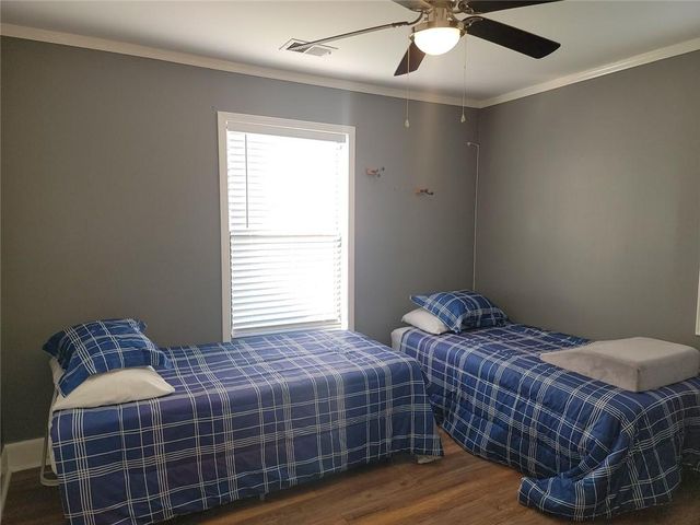 5104 Carole Place SW, Stone Mountain, GA 30087