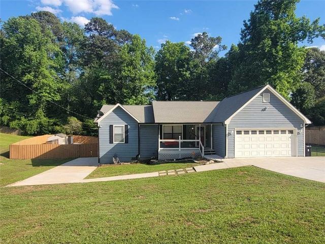 5104 Carole Place SW, Stone Mountain, GA 30087