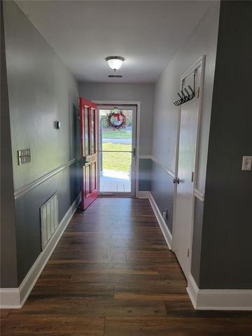 5104 Carole Place SW, Stone Mountain, GA 30087