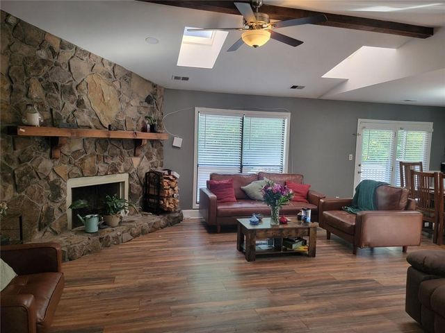 5104 Carole Place SW, Stone Mountain, GA 30087
