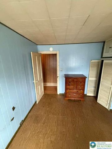 352 South 1st Street, Bangor Boro, PA 18013