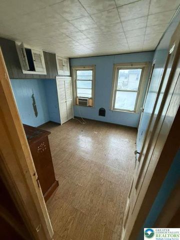 352 South 1st Street, Bangor Boro, PA 18013