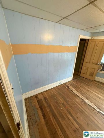 352 South 1st Street, Bangor Boro, PA 18013