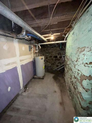 352 South 1st Street, Bangor Boro, PA 18013