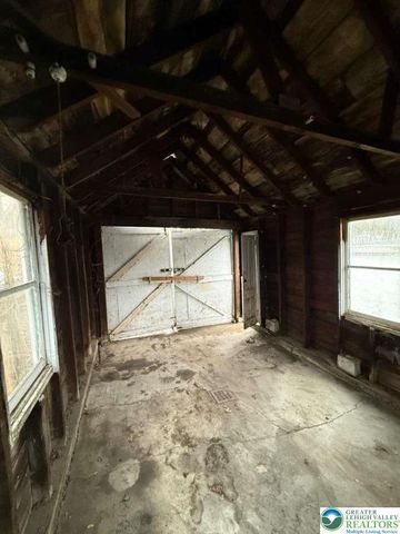 352 South 1st Street, Bangor Boro, PA 18013