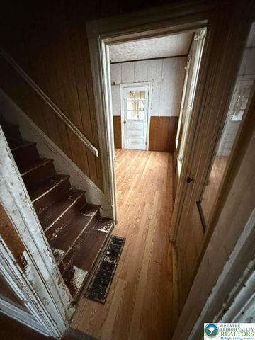 352 South 1st Street, Bangor Boro, PA 18013