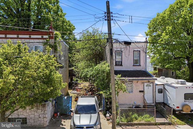 730 RAMONA GONZALEZ ST, Camden, NJ 08103