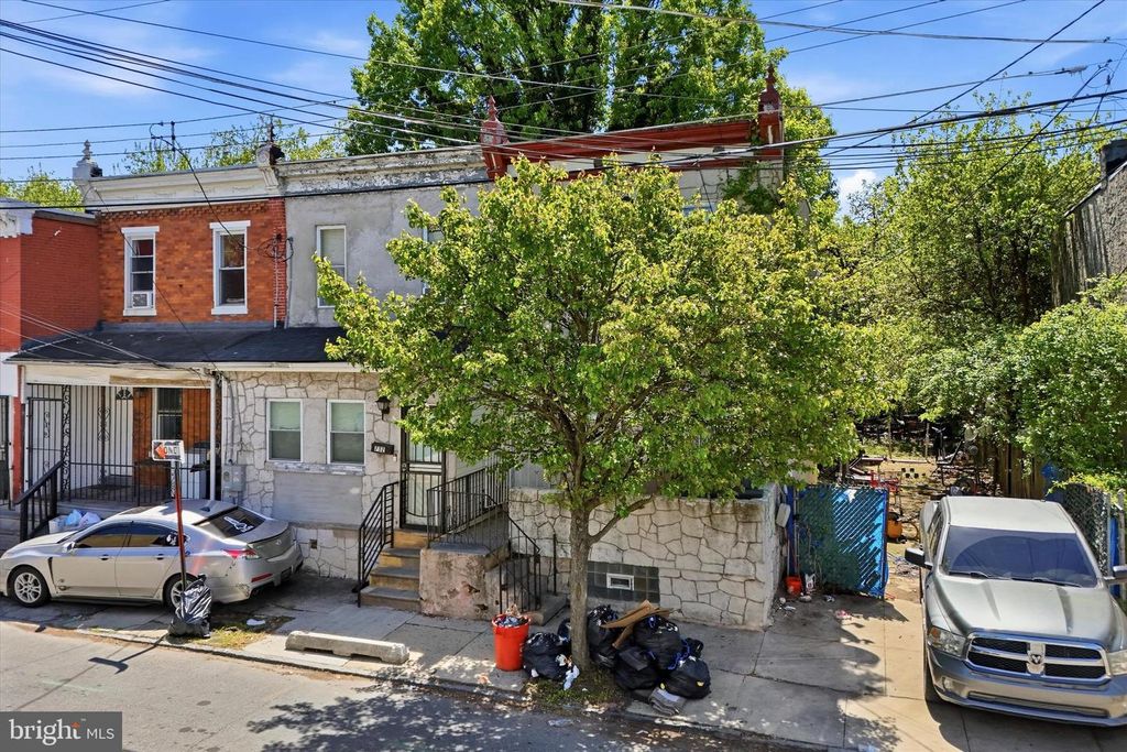 730 RAMONA GONZALEZ ST, Camden, NJ 08103
