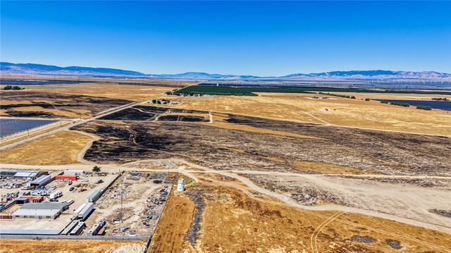 151 94th Street, Rosamond, CA 93560
