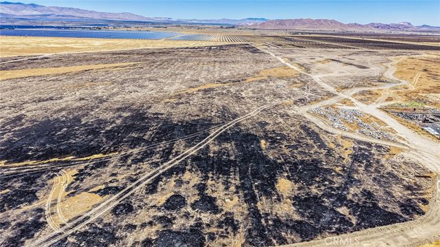 151 94th Street, Rosamond, CA 93560