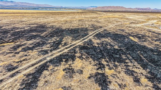 151 94th Street, Rosamond, CA 93560
