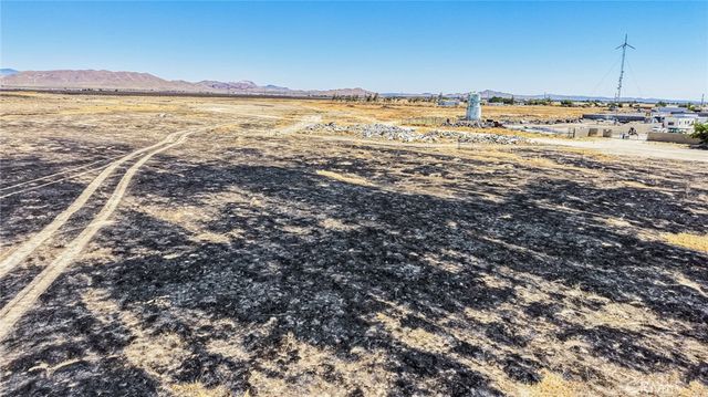 151 94th Street, Rosamond, CA 93560