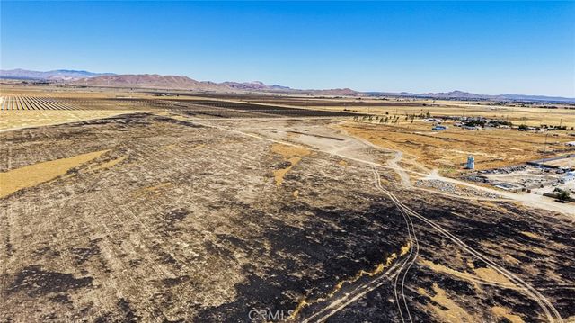 151 94th Street, Rosamond, CA 93560
