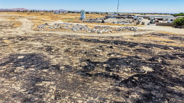 151 94th Street, Rosamond, CA 93560