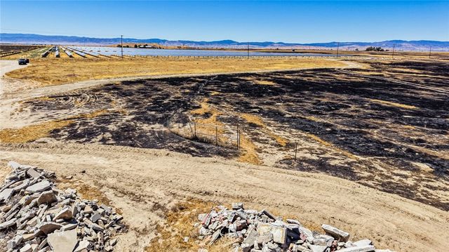 151 94th Street, Rosamond, CA 93560