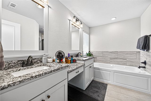 1201 Greendale Avenue, Lowell, AR 72745