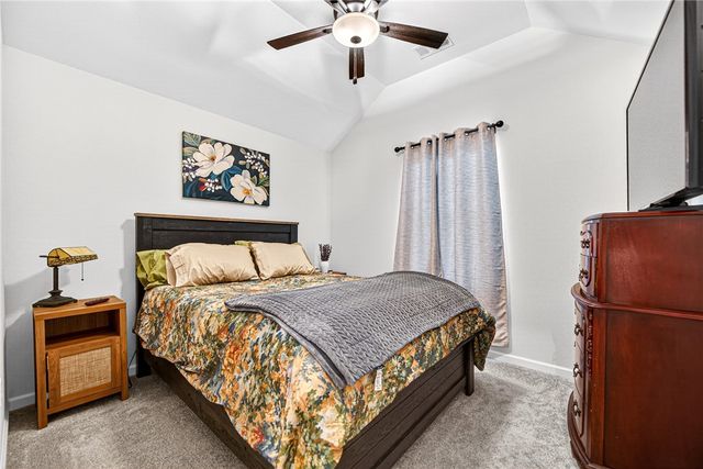 1201 Greendale Avenue, Lowell, AR 72745