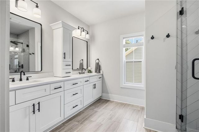 3562 S Sherwood Road SE, Smyrna, GA 30082