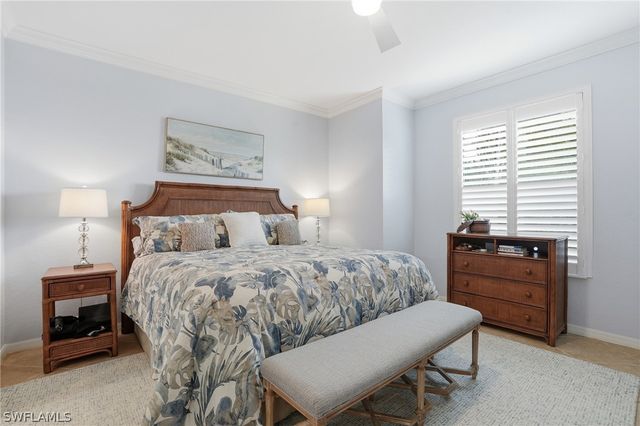 9844 Venezia CIR 711, Naples, FL 34113