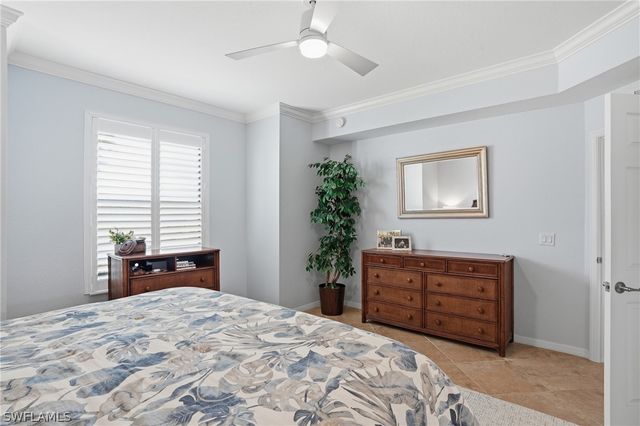 9844 Venezia CIR 711, Naples, FL 34113