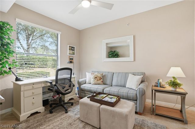 9844 Venezia CIR 711, Naples, FL 34113