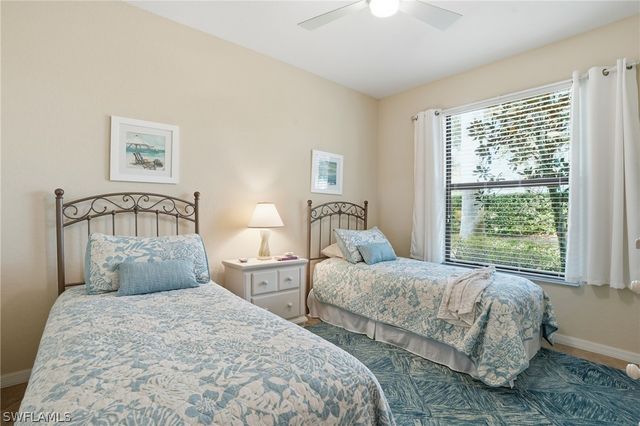 9844 Venezia CIR 711, Naples, FL 34113