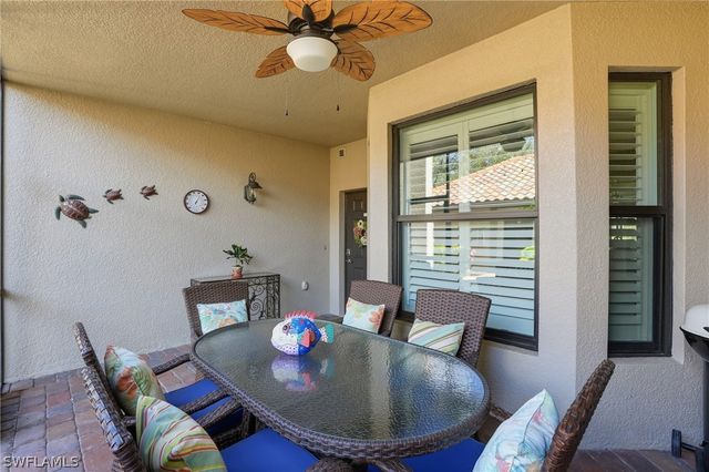 9844 Venezia CIR 711, Naples, FL 34113