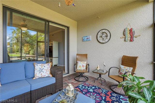 9844 Venezia CIR 711, Naples, FL 34113