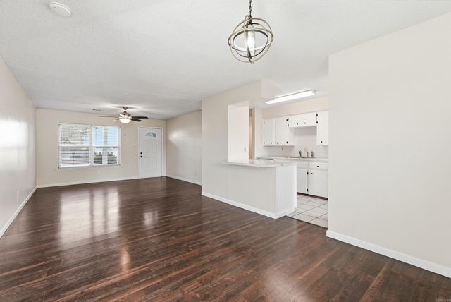 406 Ridgelea Ave, Sherwood, AR 72120