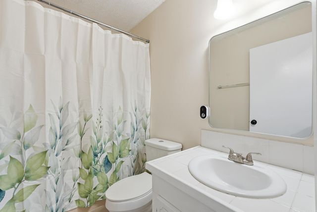 406 Ridgelea Ave, Sherwood, AR 72120