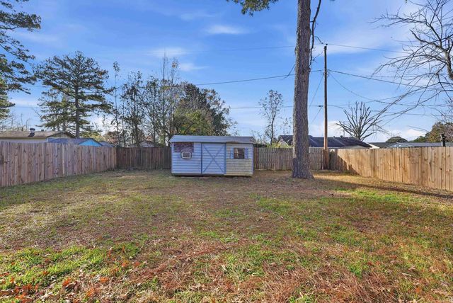 406 Ridgelea Ave, Sherwood, AR 72120