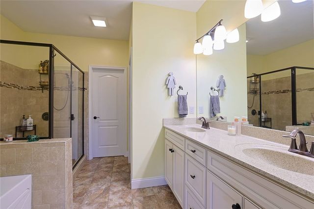 5334 Renaissance Park Drive, Middletown, OH 45005