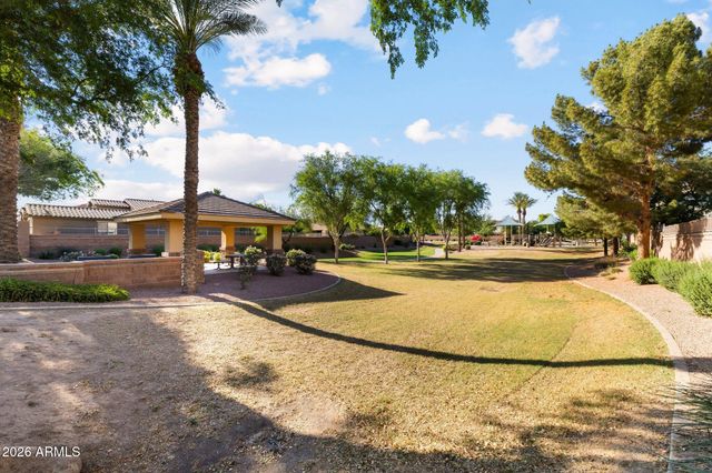 1434 E TONTO Drive, Chandler, AZ 85249