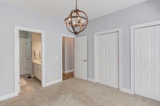 6560 Pond View Court, Clermont, GA 30527