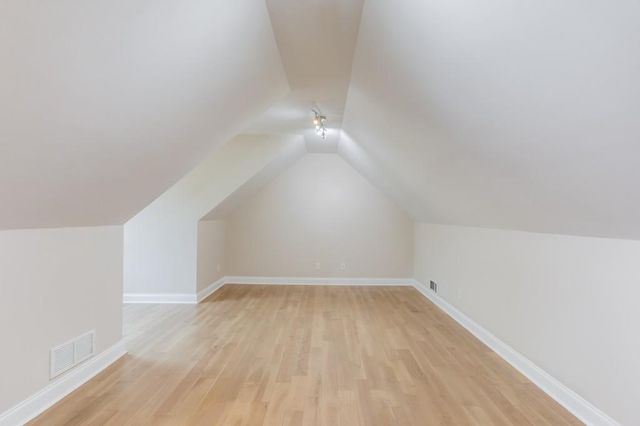 6560 Pond View Court, Clermont, GA 30527