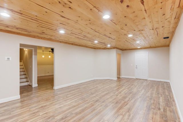 6560 Pond View Court, Clermont, GA 30527