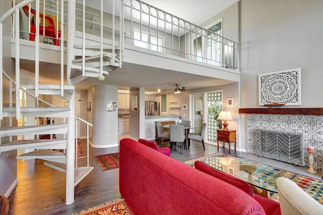 4018 Nobel Drive 301, San Diego, CA 92122