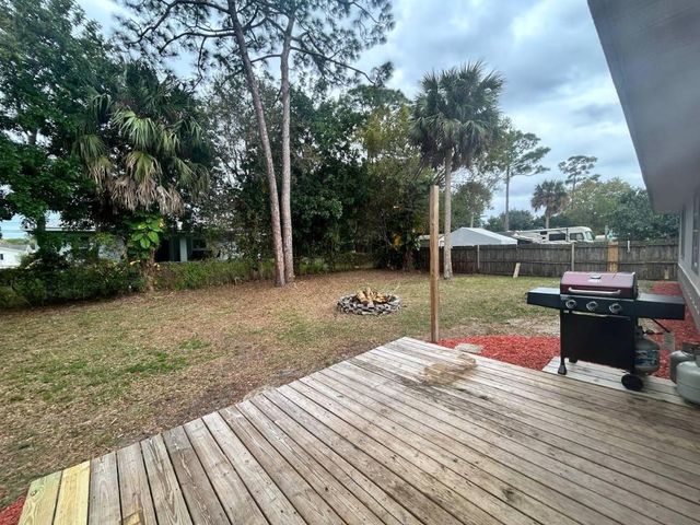 5106 Palm Drive, Fort Pierce, FL 34982