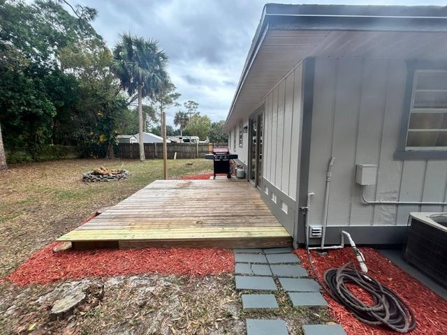 5106 Palm Drive, Fort Pierce, FL 34982