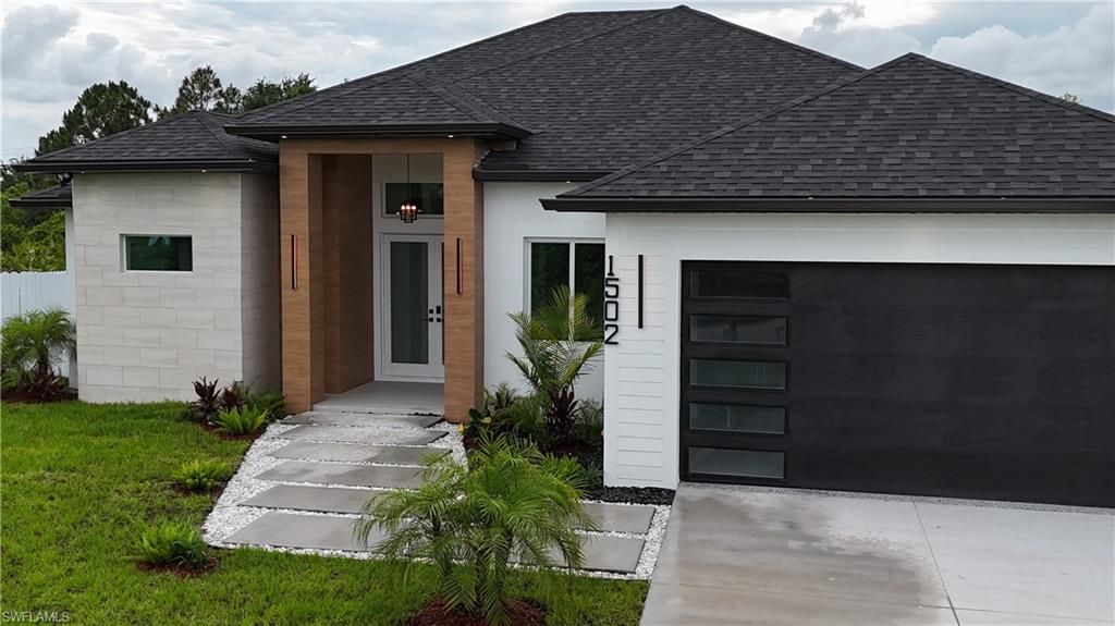 1502 Sara AVE S, LEHIGH ACRES, FL 33976 — photo 2