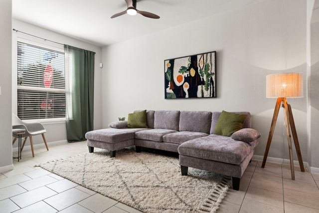 5436 Juniper Junction LN 83, Austin, TX 78744