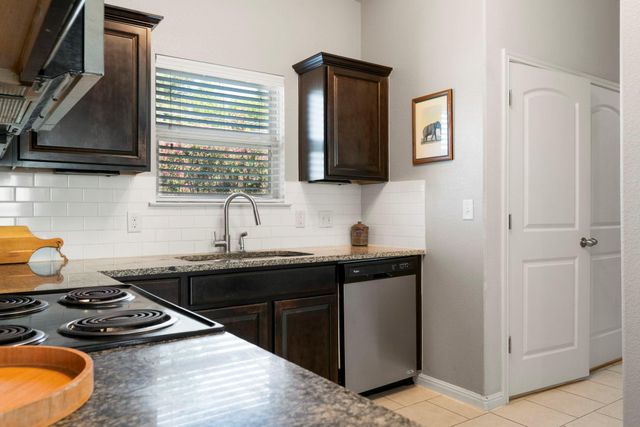 5436 Juniper Junction LN 83, Austin, TX 78744