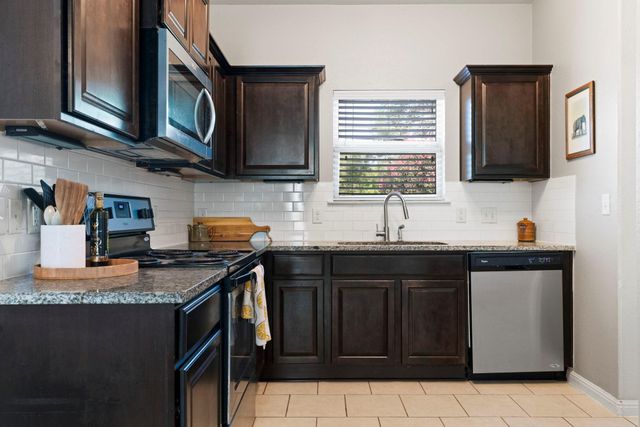 5436 Juniper Junction LN 83, Austin, TX 78744