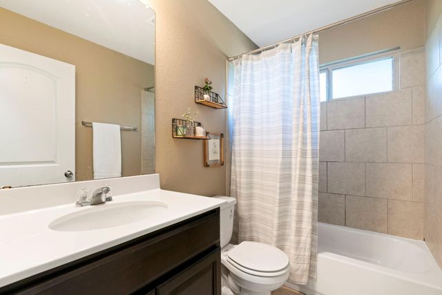 5436 Juniper Junction LN 83, Austin, TX 78744