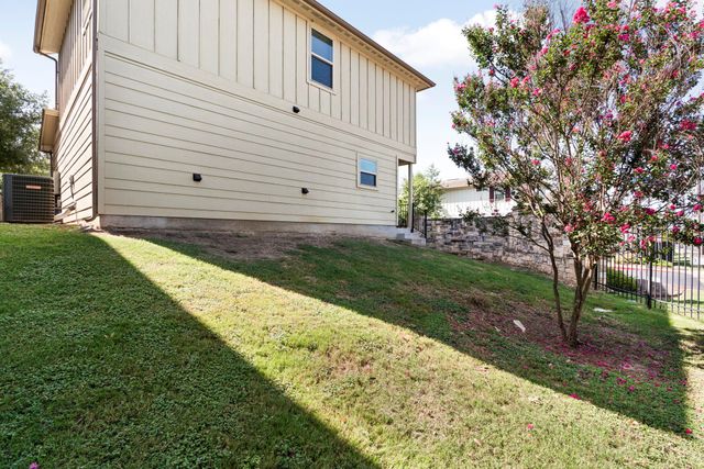 5436 Juniper Junction LN 83, Austin, TX 78744