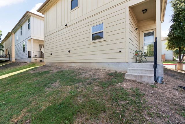 5436 Juniper Junction LN 83, Austin, TX 78744