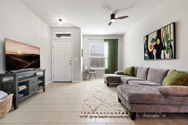 5436 Juniper Junction LN 83, Austin, TX 78744