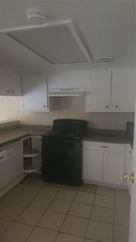 12223 Wild Pine Drive C, Houston, TX 77039